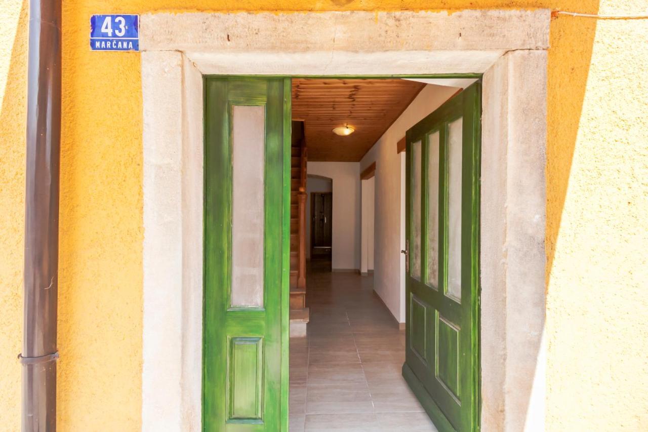 House Krizanic In Marcana, Istria, With 2 Apartments, Total 9 Guests Экстерьер фото