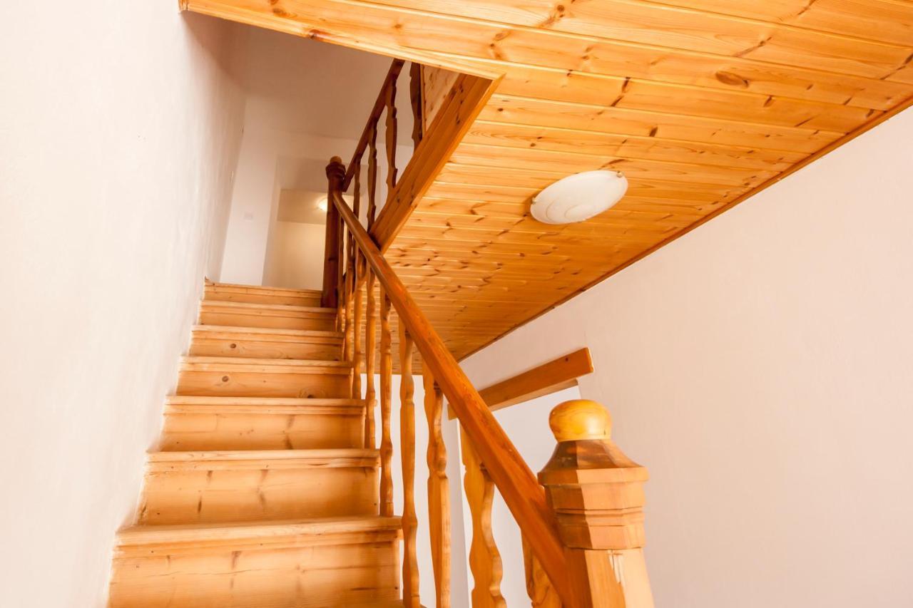 House Krizanic In Marcana, Istria, With 2 Apartments, Total 9 Guests Экстерьер фото