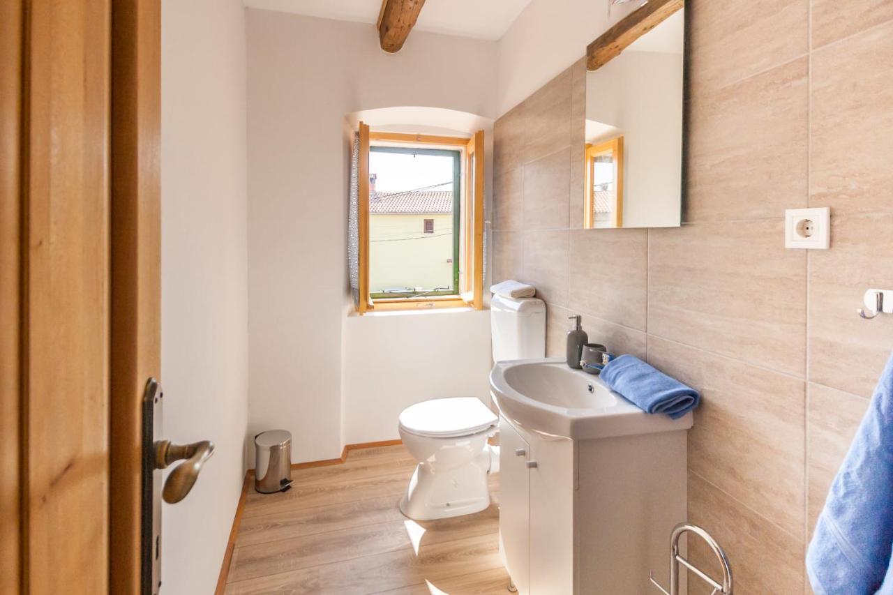 House Krizanic In Marcana, Istria, With 2 Apartments, Total 9 Guests Экстерьер фото