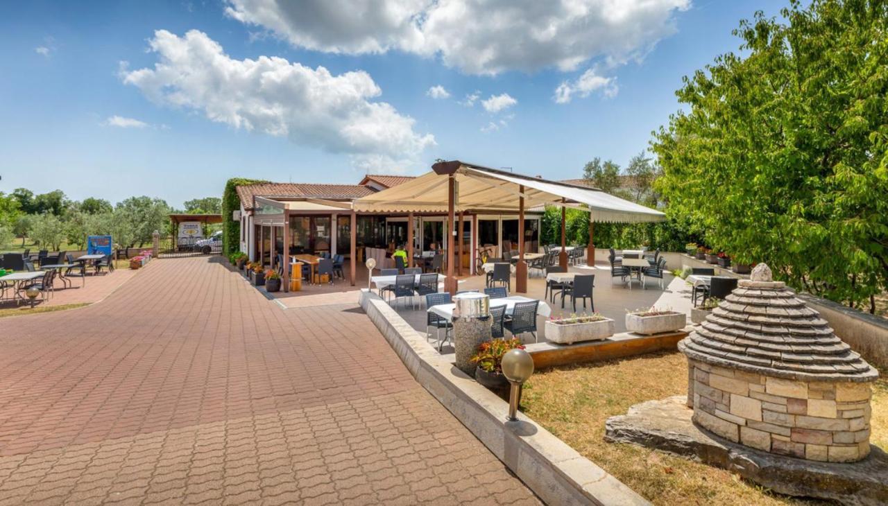 House Krizanic In Marcana, Istria, With 2 Apartments, Total 9 Guests Экстерьер фото